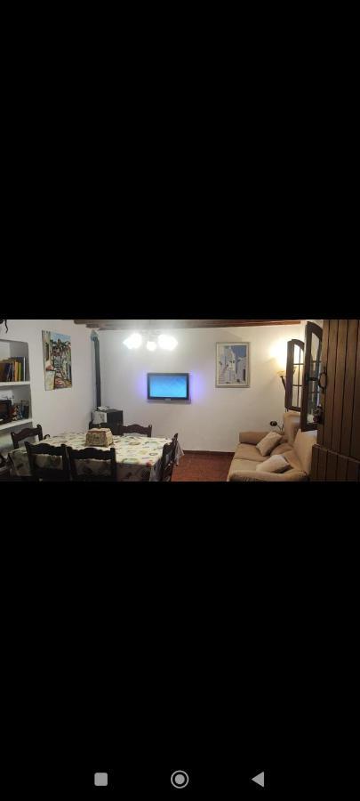 Casa Lentegi Guest House Bagian luar foto
