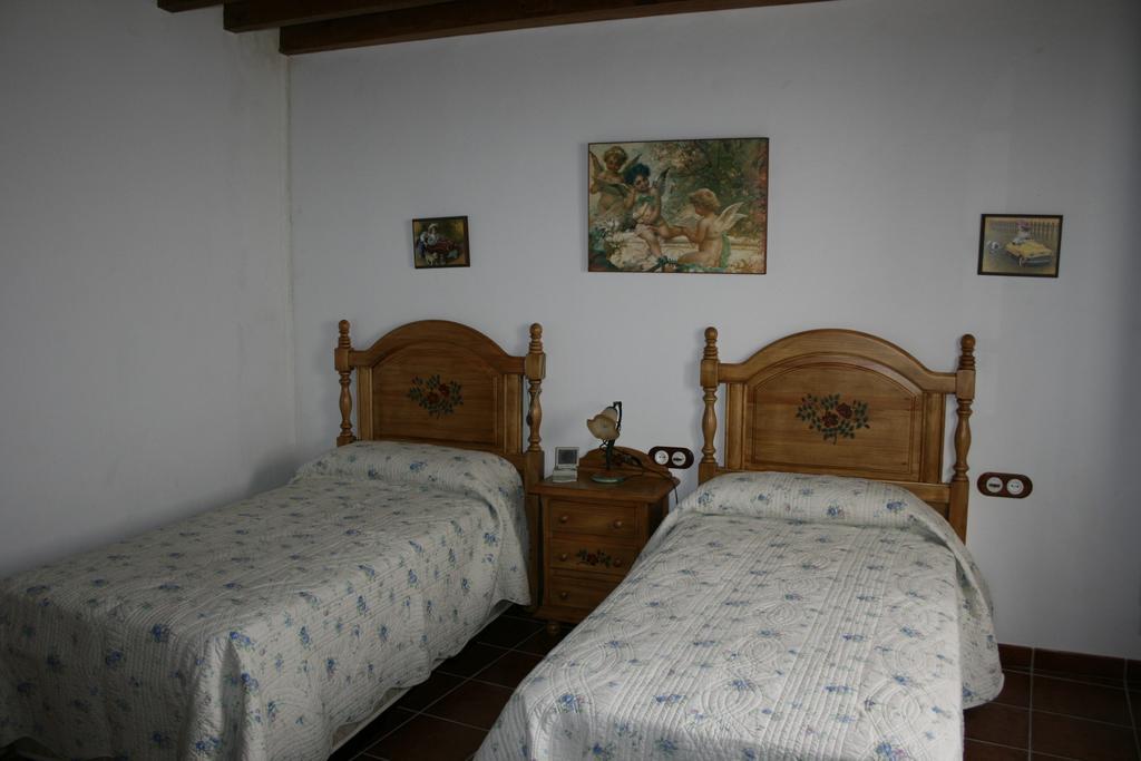 Casa Lentegi Guest House Bagian luar foto